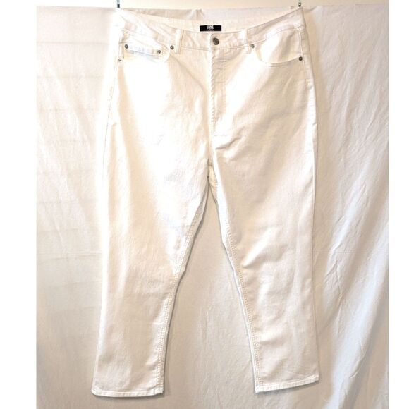 Frye Cropped White Jeans, size 14 - Picture 1 of 5